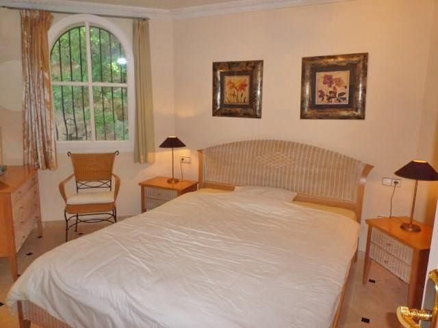 Fantástica villa con vistas al mar, 5 dormitorios, 4 baños, 425 m2 de superficie habitable, 300 m2 de terrazas.