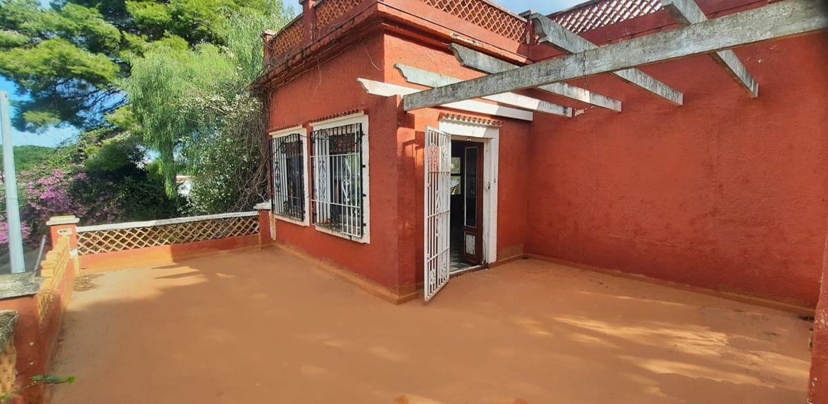 Villa en venta en Denia