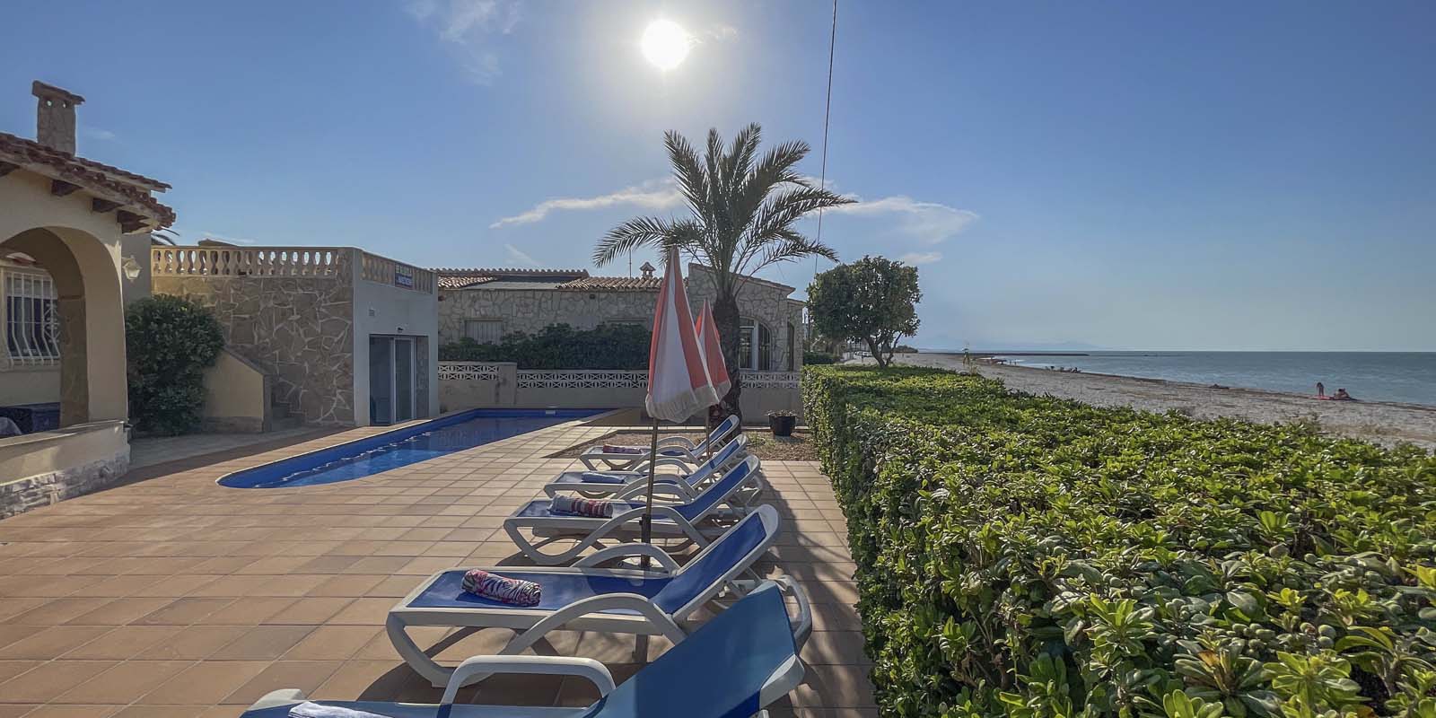 Chalet en primera línea, Denia