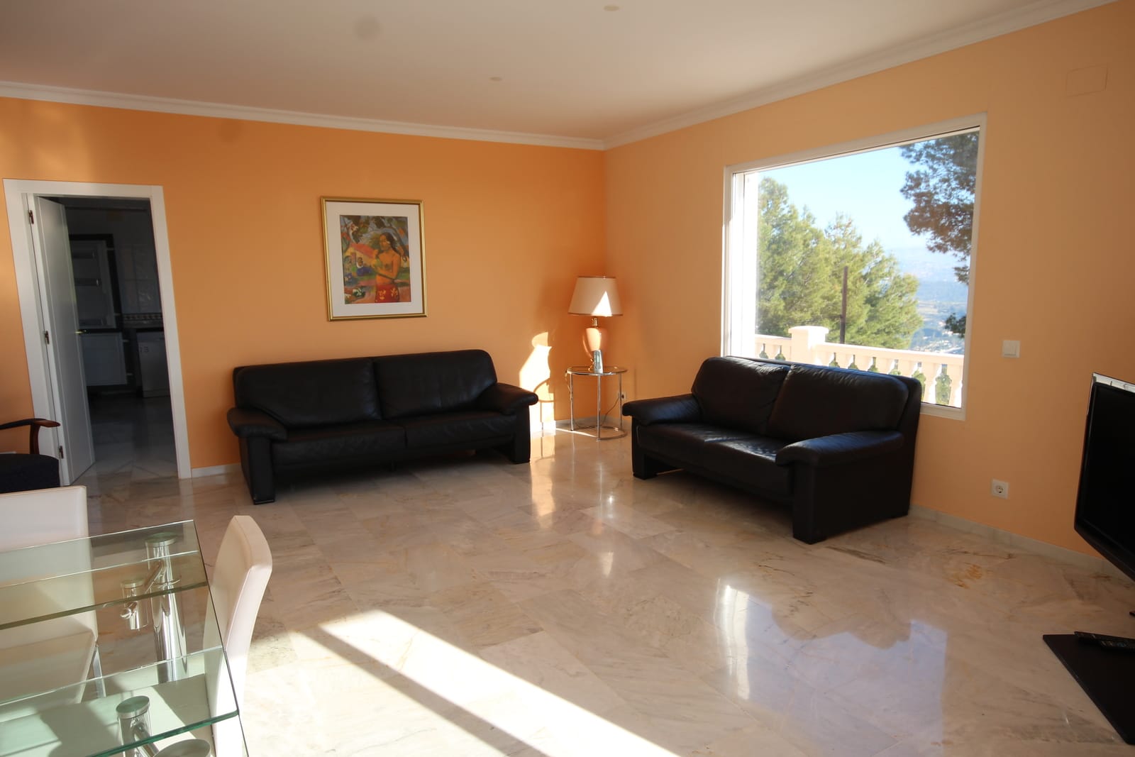Hermosa y muy espaciosa villa, con amplias vistas a Calpe y al famoso Peñón de Ifach!