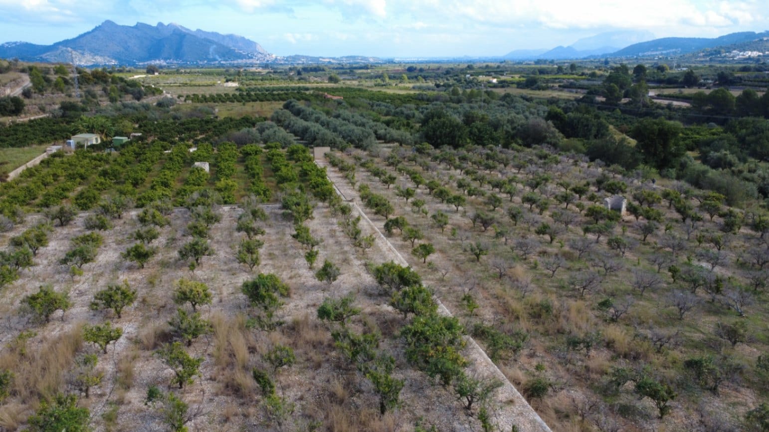 Plot en venta en Orba
