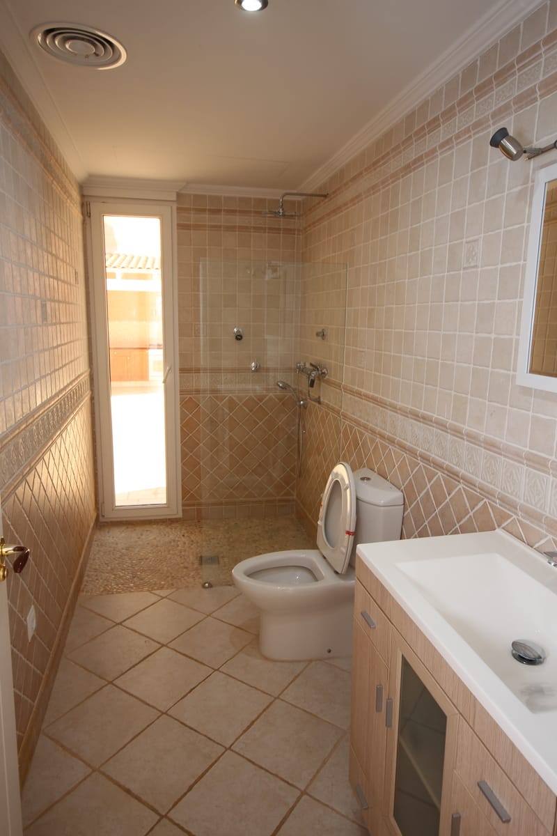 Hermosa y muy espaciosa villa, con amplias vistas a Calpe y al famoso Peñón de Ifach!