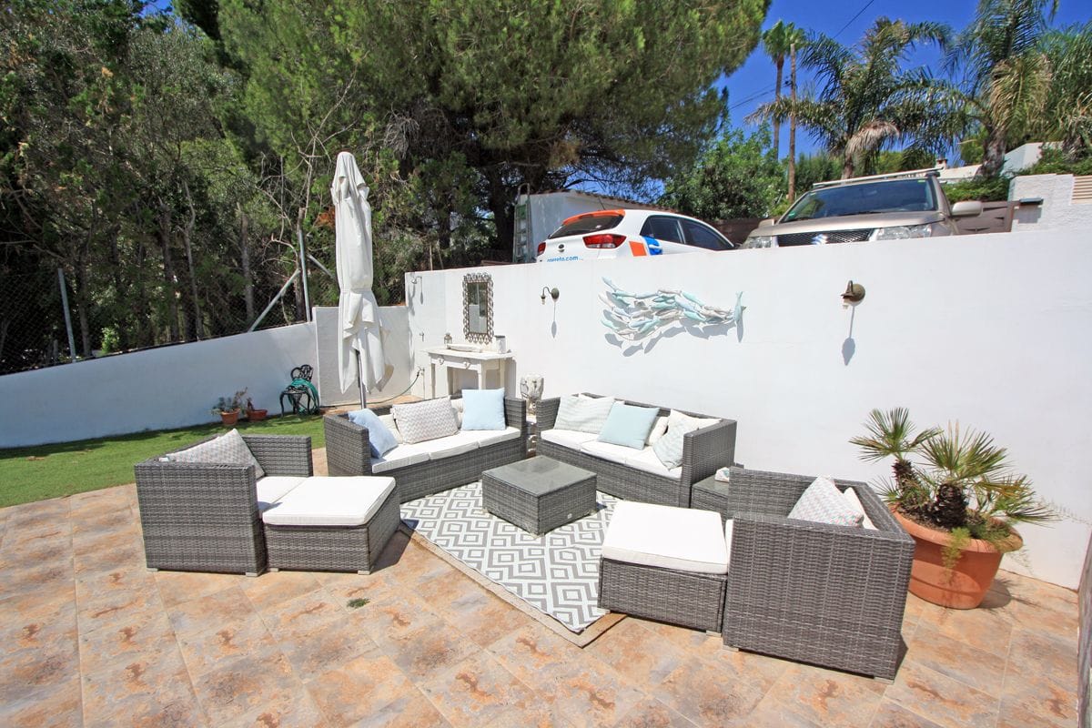 Villa en venta en Denia