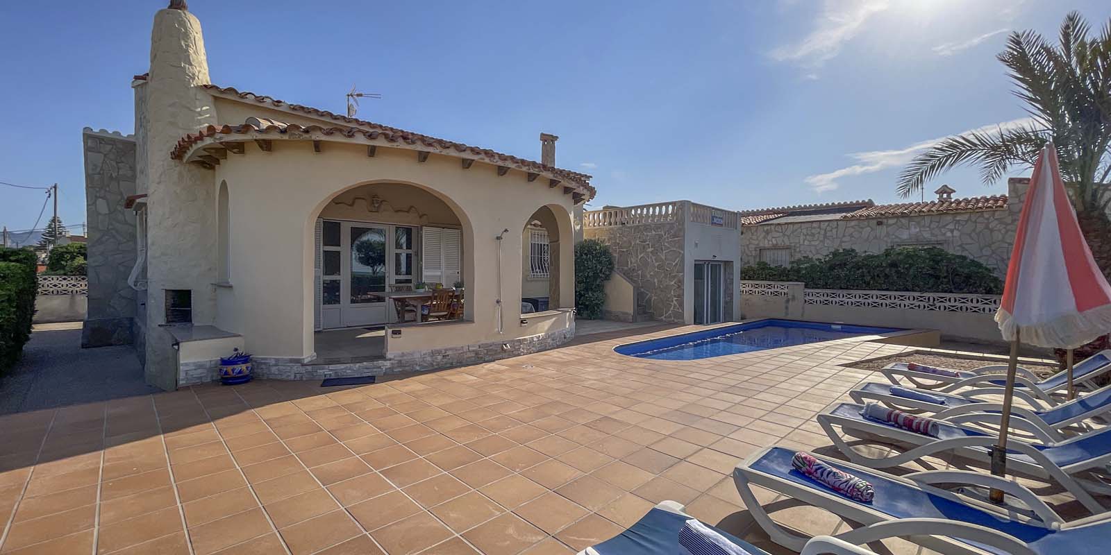 Chalet en primera línea, Denia