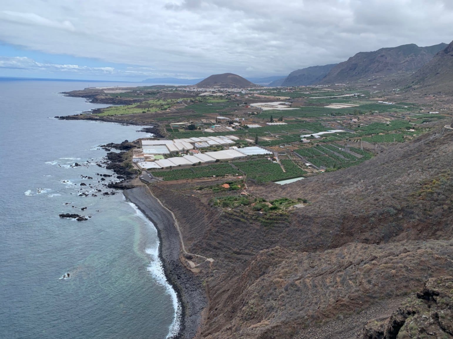Apartamento con gran garaje y vistas, Los Silos (Tenerife)