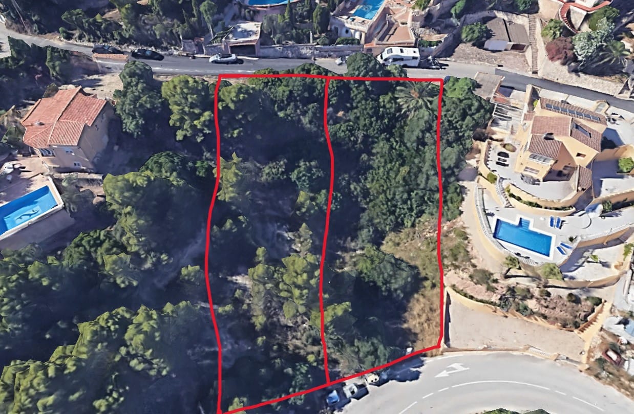 Dos solares contiguos en una ubicación fantástica en Maryvilla