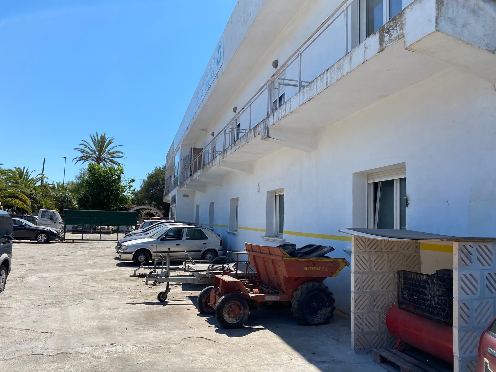Oportunidad de negocio! Centro Autorizado de Tratamiento de Vehículos/Desguace