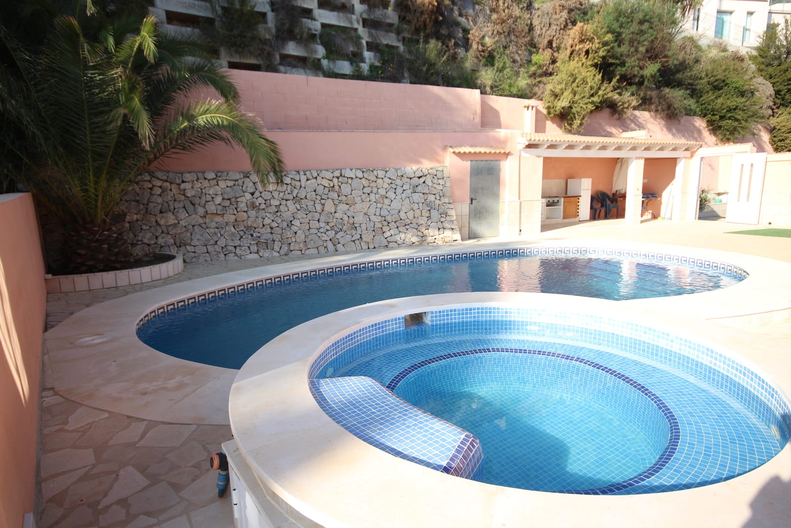 Hermosa y muy espaciosa villa, con amplias vistas a Calpe y al famoso Peñón de Ifach!