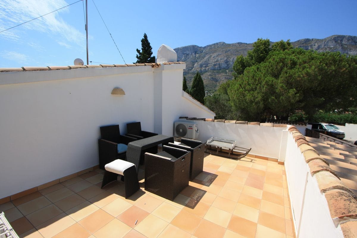 Villa en venta en Denia