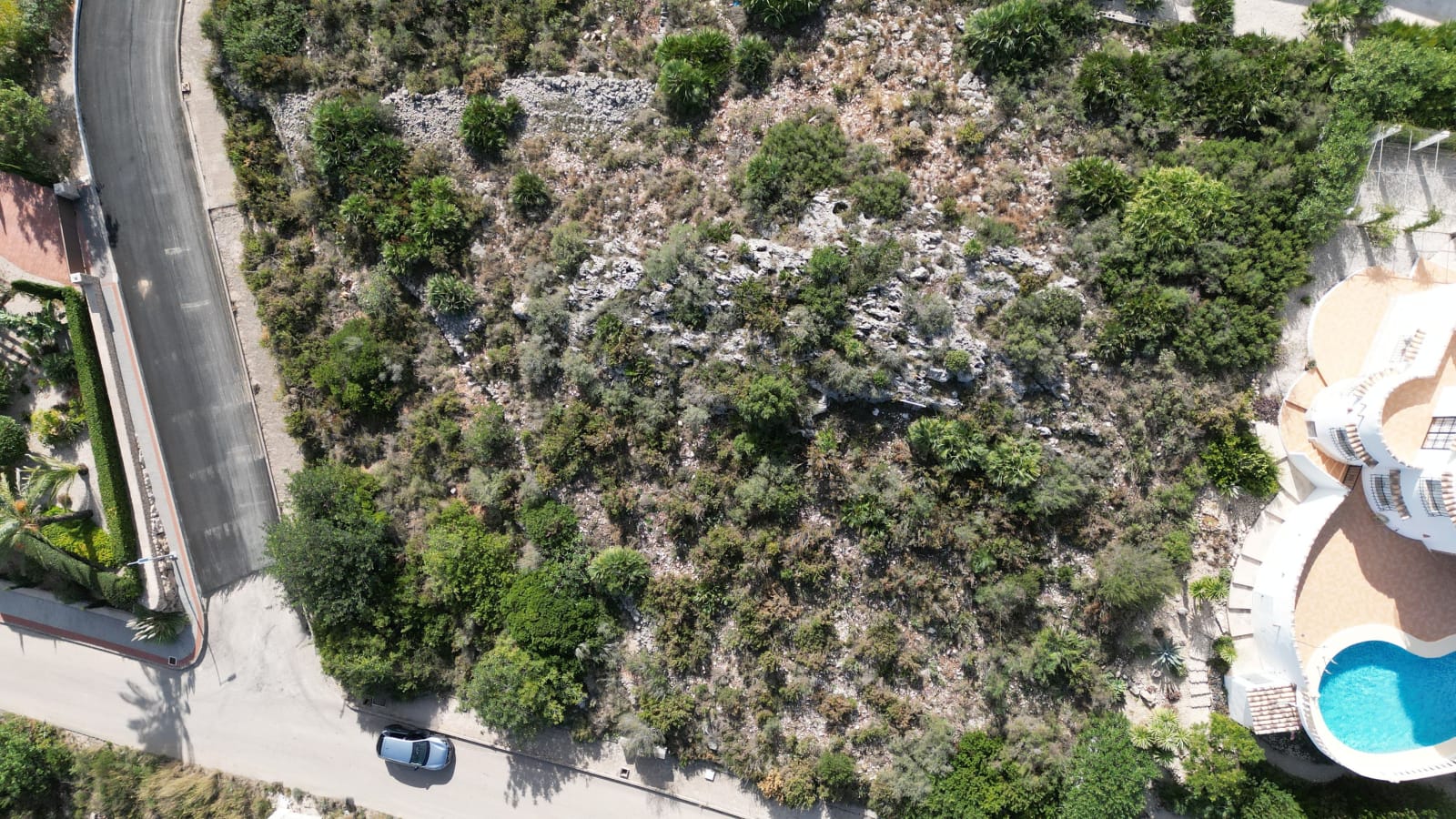 ¡Una oferta excepcional! Terreno edificable con fantástica vista panorámica