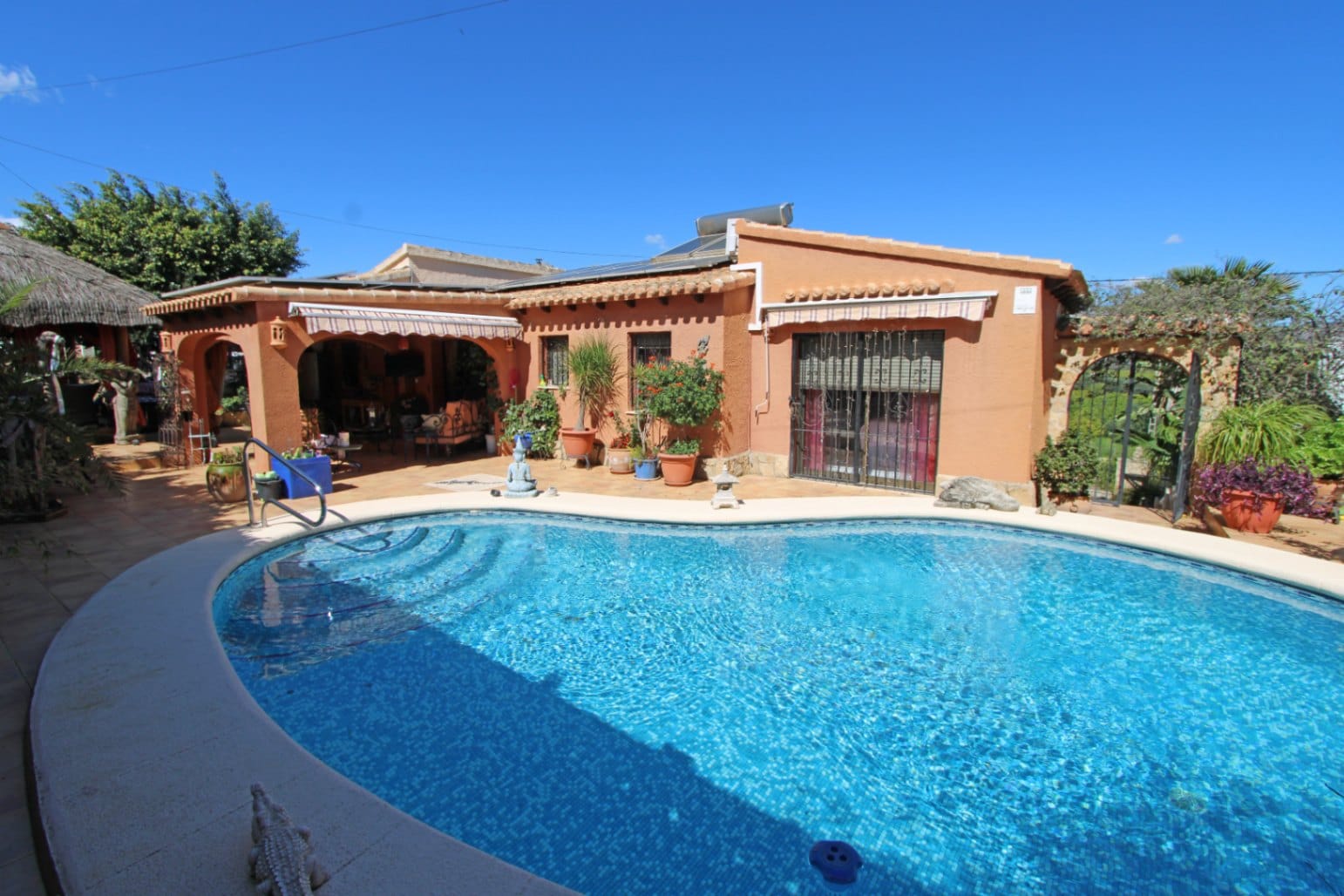 Villa en venta en Orba