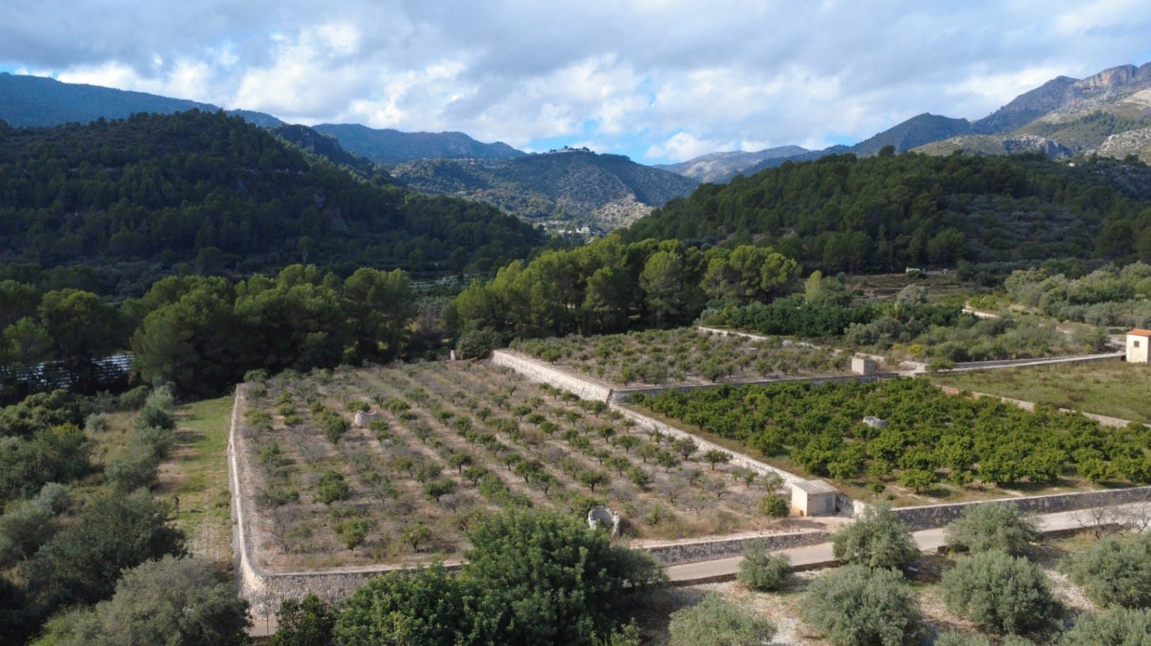 Plot en venta en Orba