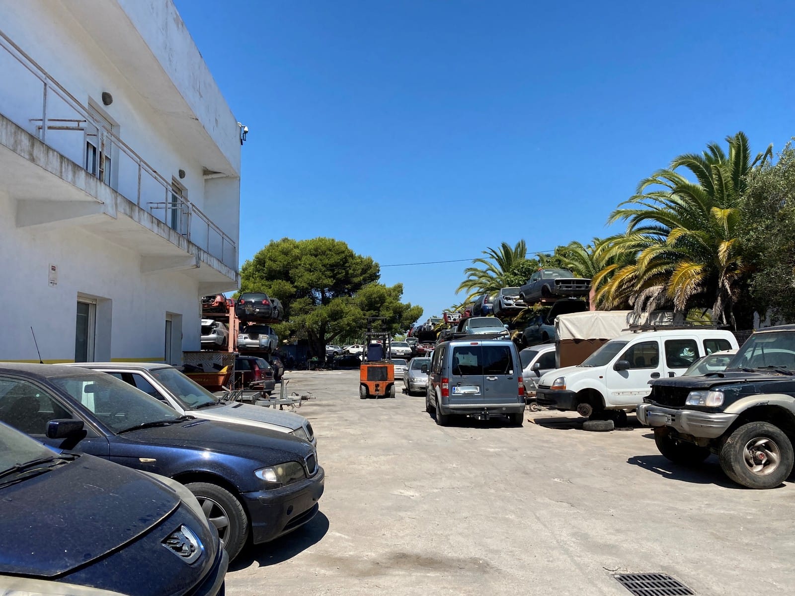 Oportunidad de negocio! Centro Autorizado de Tratamiento de Vehículos/Desguace