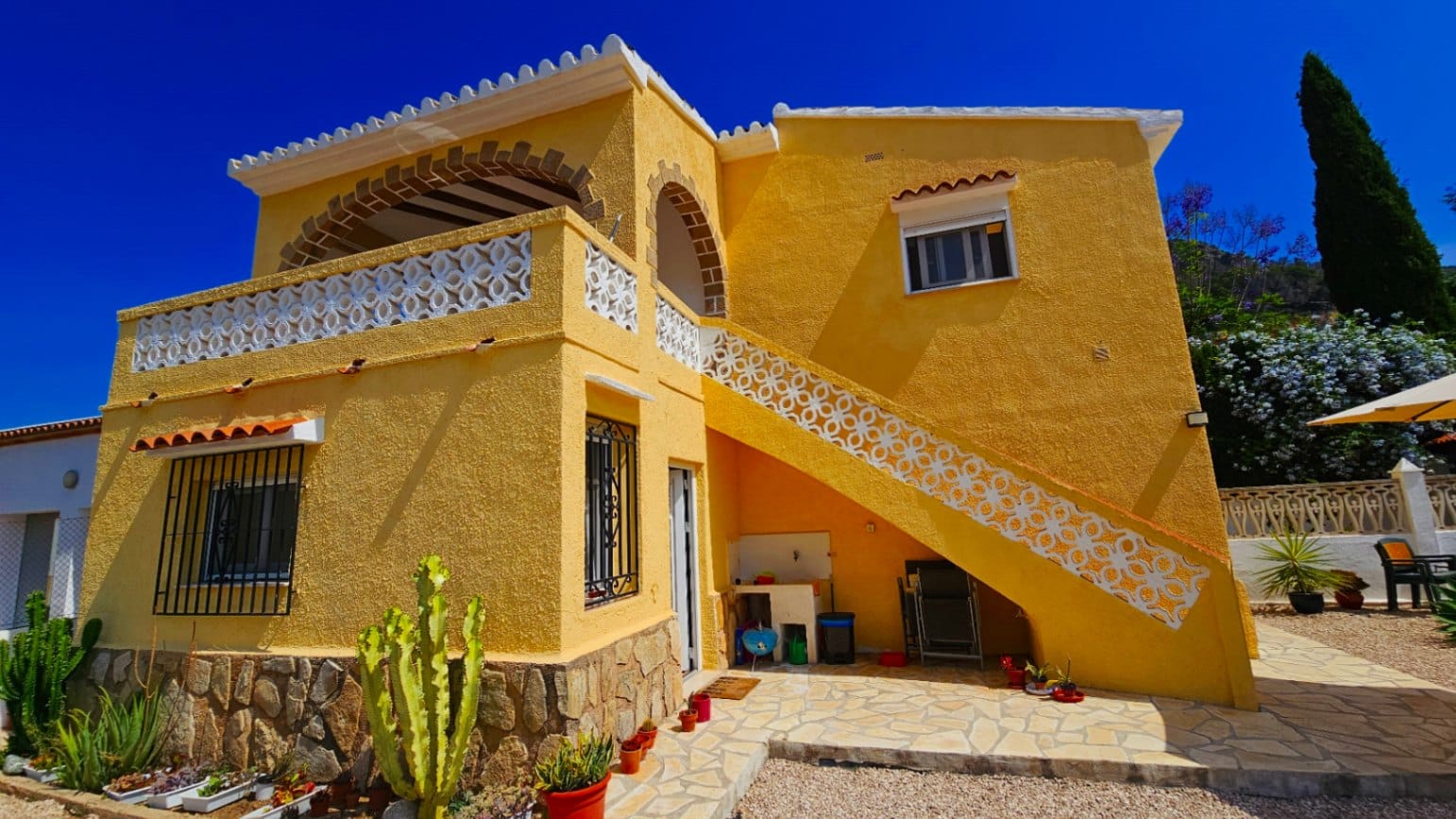Villa en Adsubia con espectaculares vistas