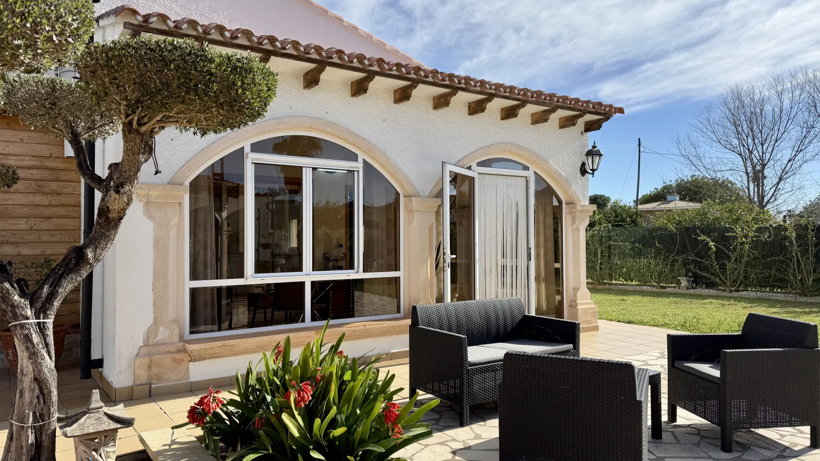 Villa a 400 metros de la playa Les Deveses en Dénia