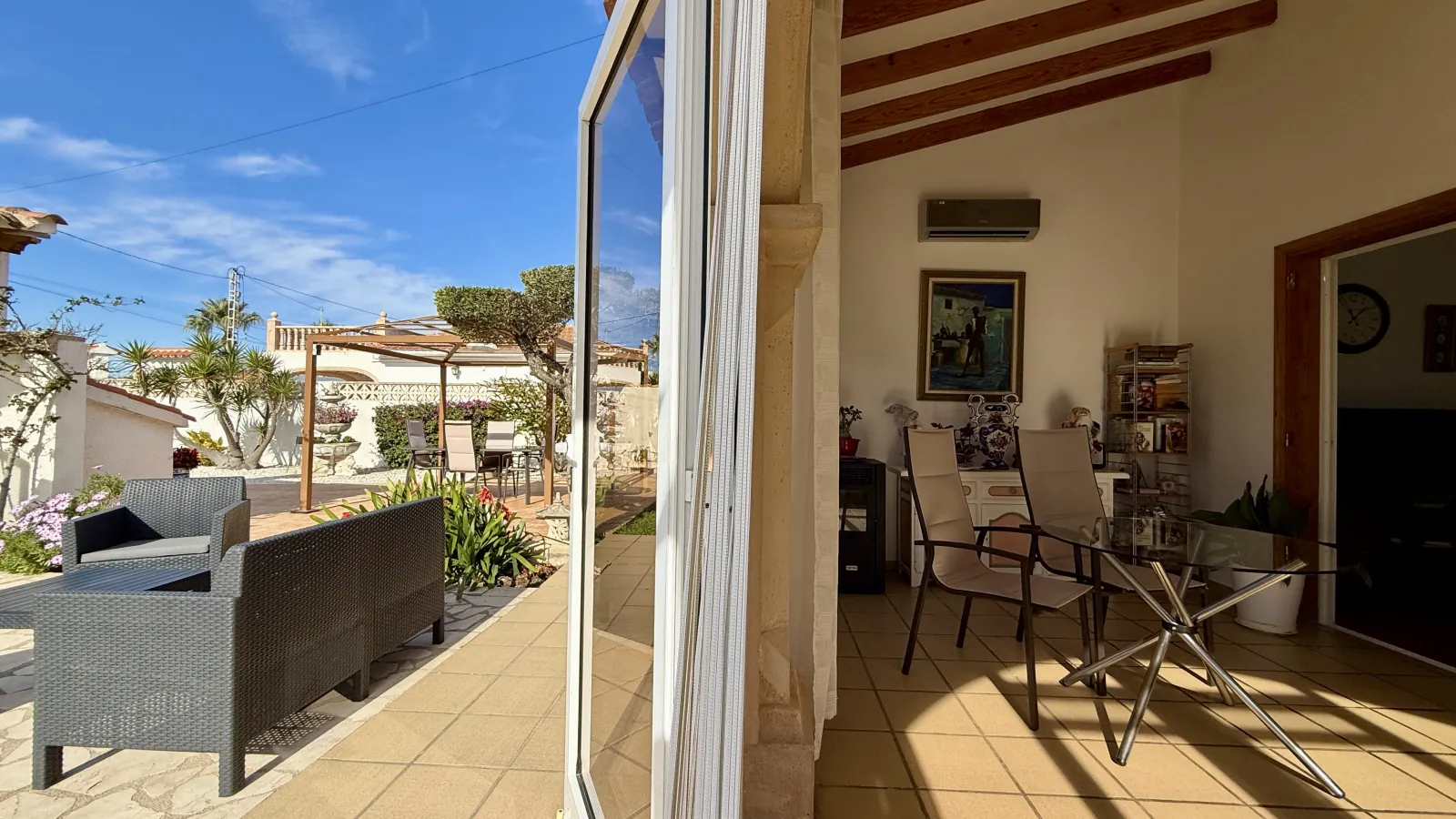 Villa a 400 metros de la playa Les Deveses en Dénia