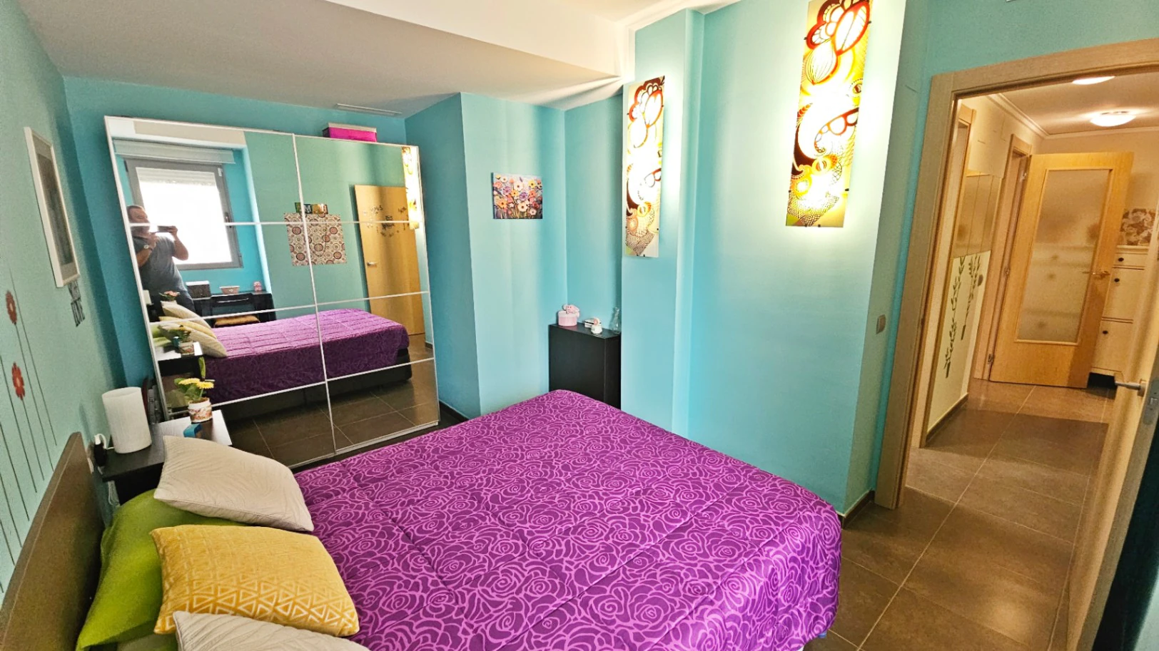 Piso en venta de 2 dormitorios en Pego, Alicante con piscina.