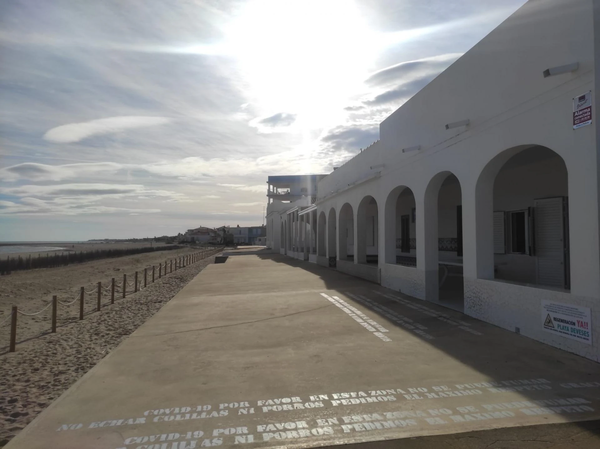 Chalet/adosado primera linea de playa a Denia