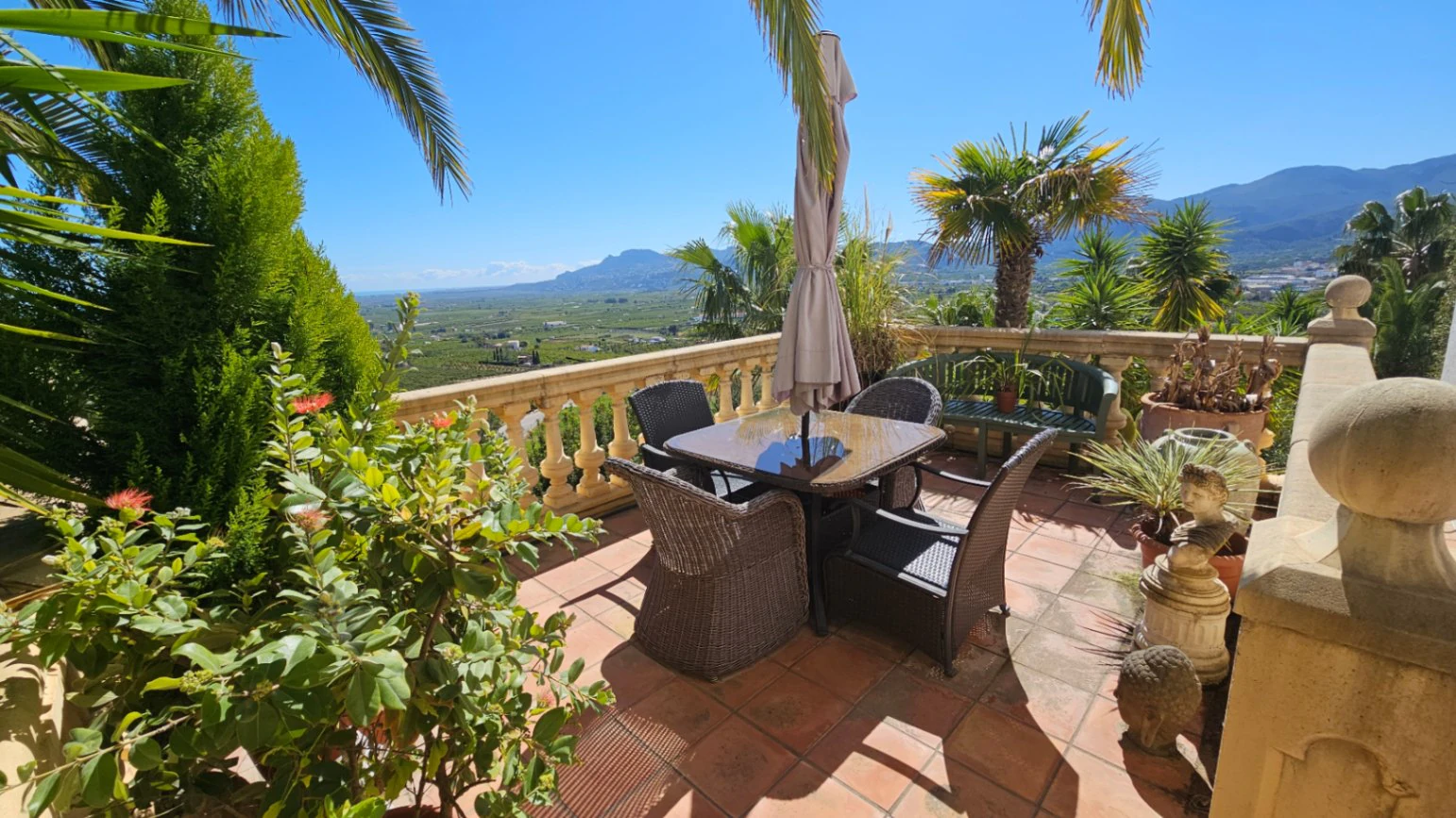 Villa en Pego con maravillosas vistas
