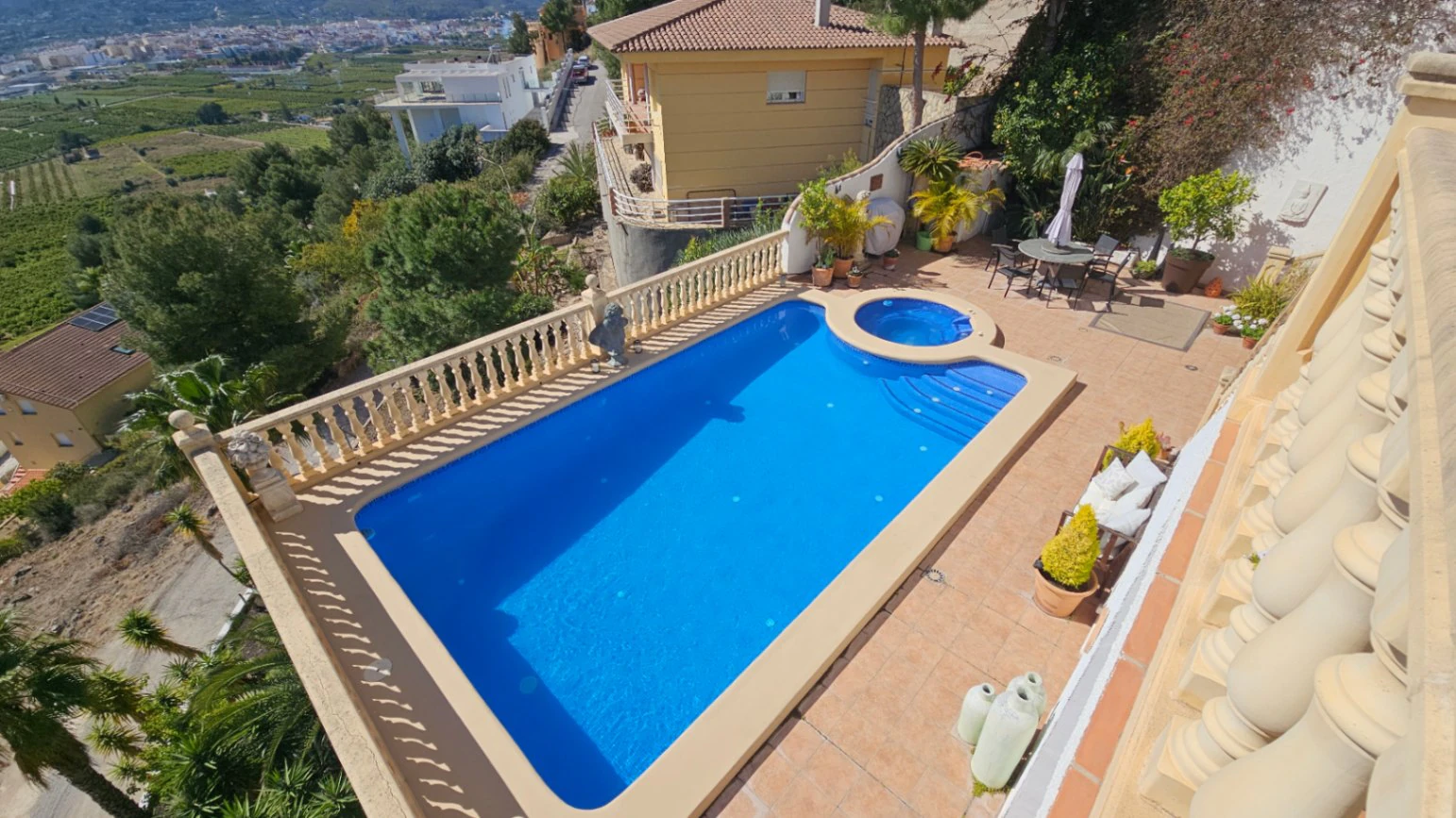 Villa en Pego con maravillosas vistas