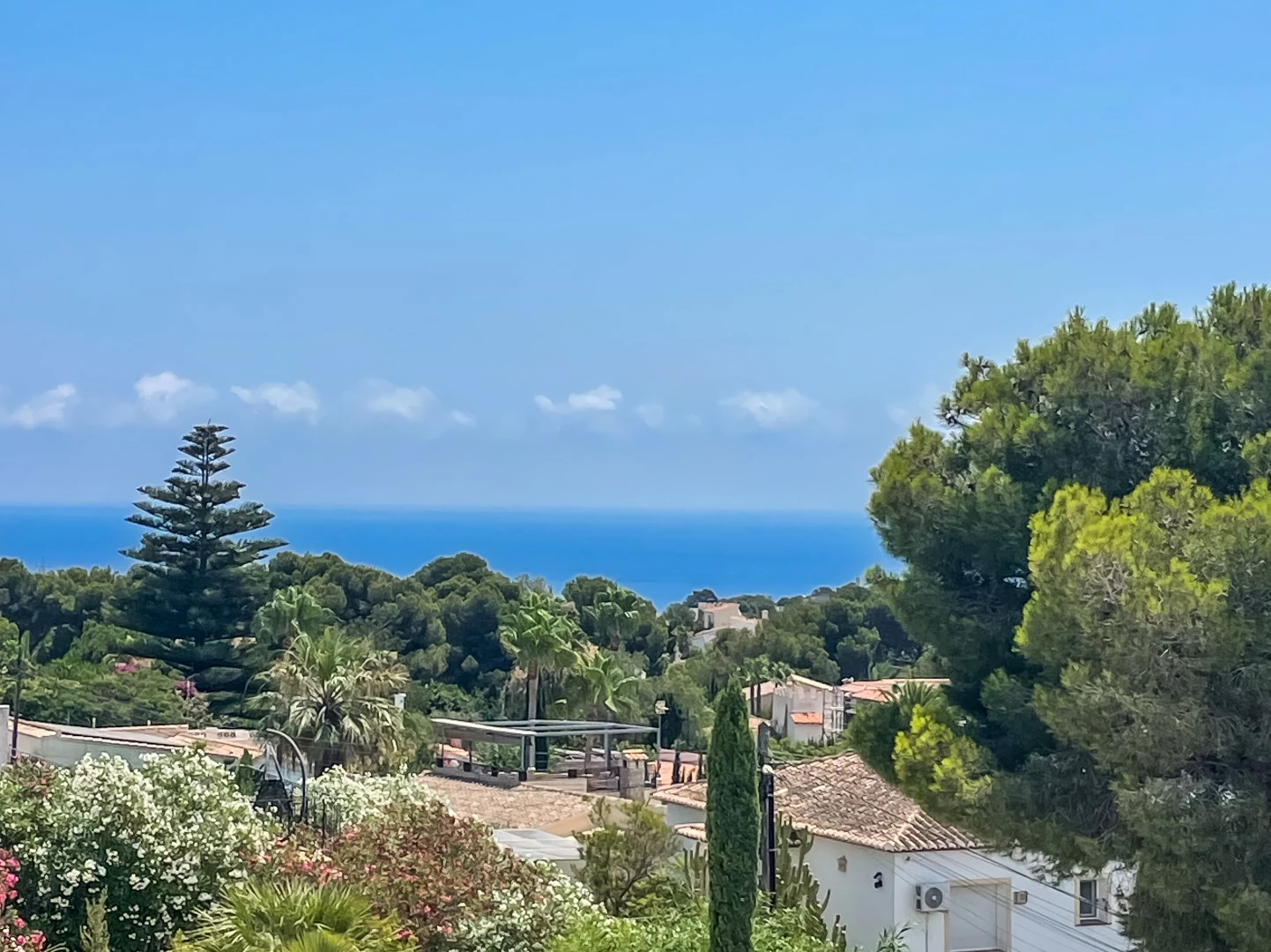 Reforma Integral en estilo Ibiza con Vistas Ininterrumpidas al Mediterráneo en Balcón al Mar, Jávea