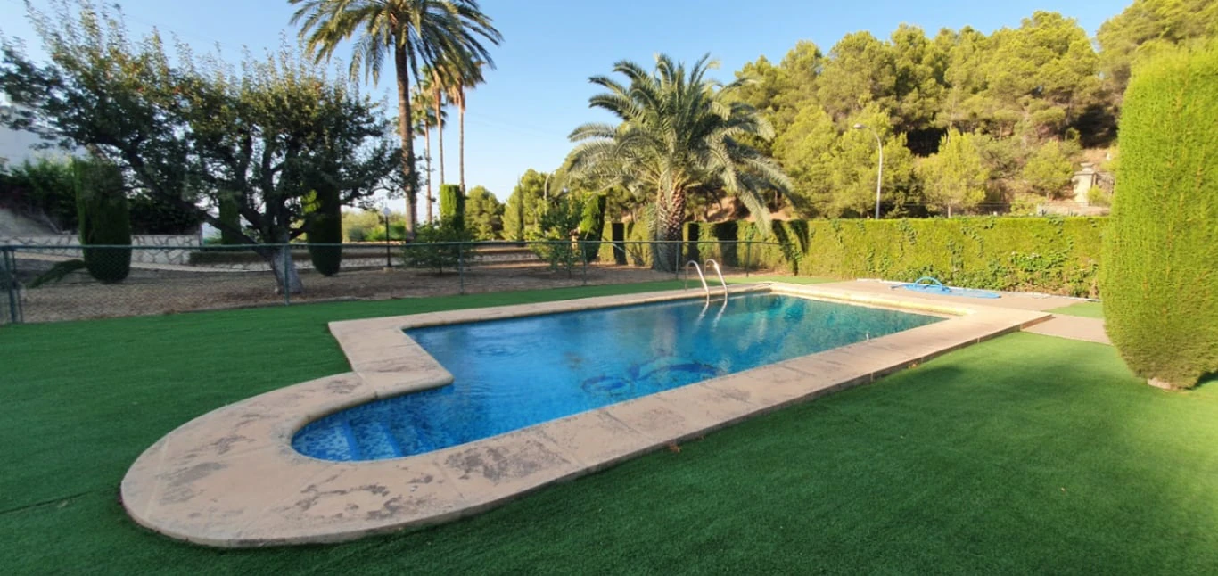 Detached House en venta en Oliva