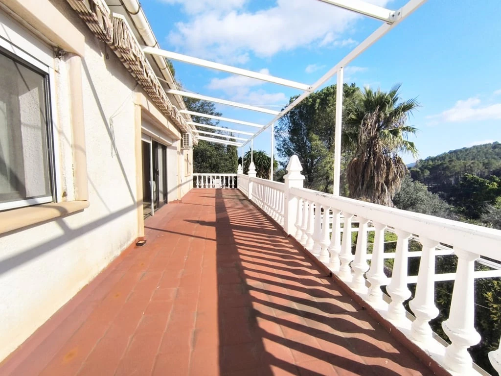 Detached House en venta en Parcent