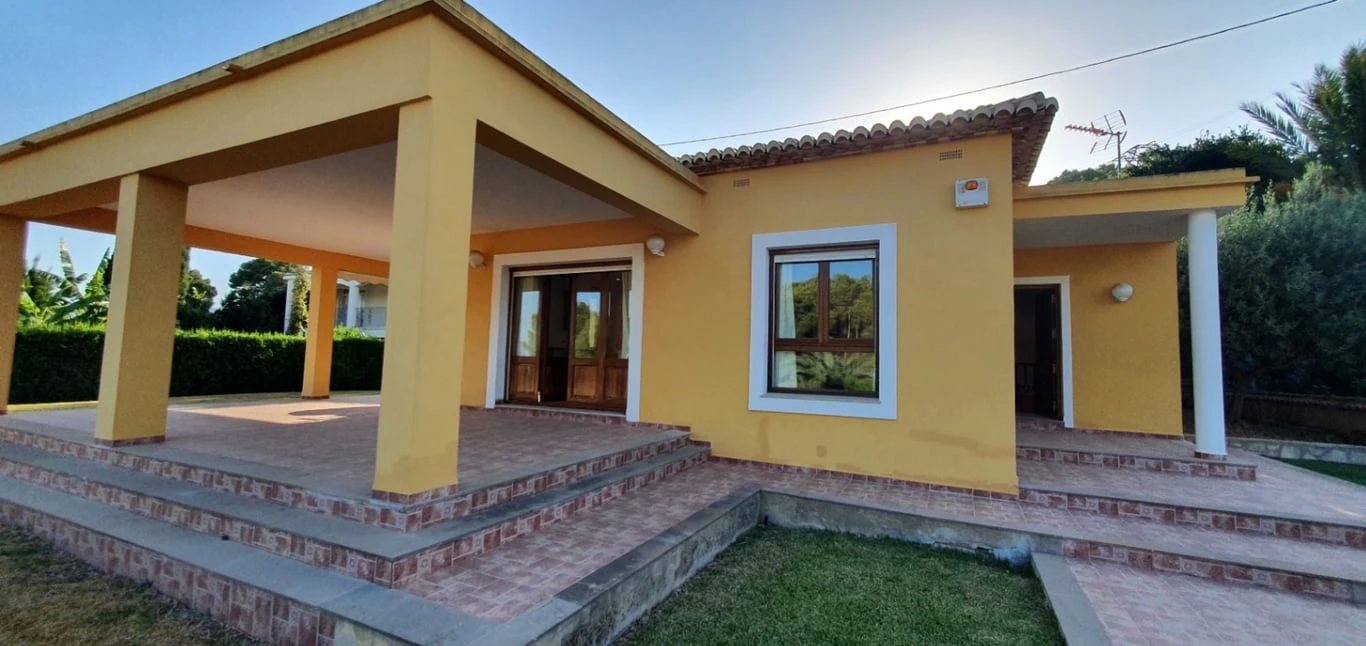 Detached House en venta en Oliva