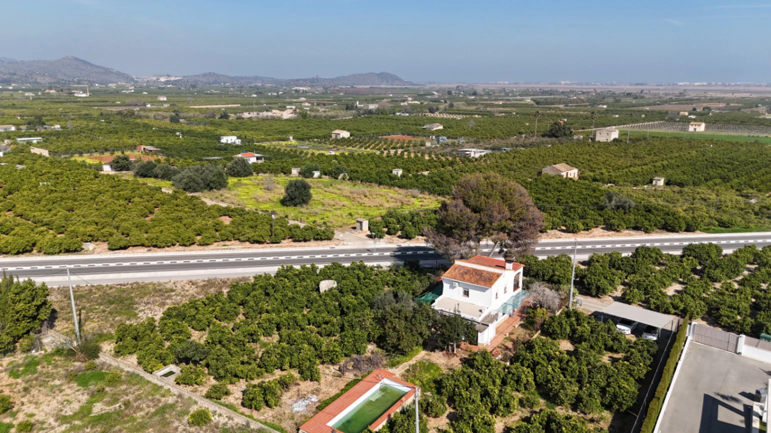 Casa de campo con 2 viviendas y vistas al mar en Pego