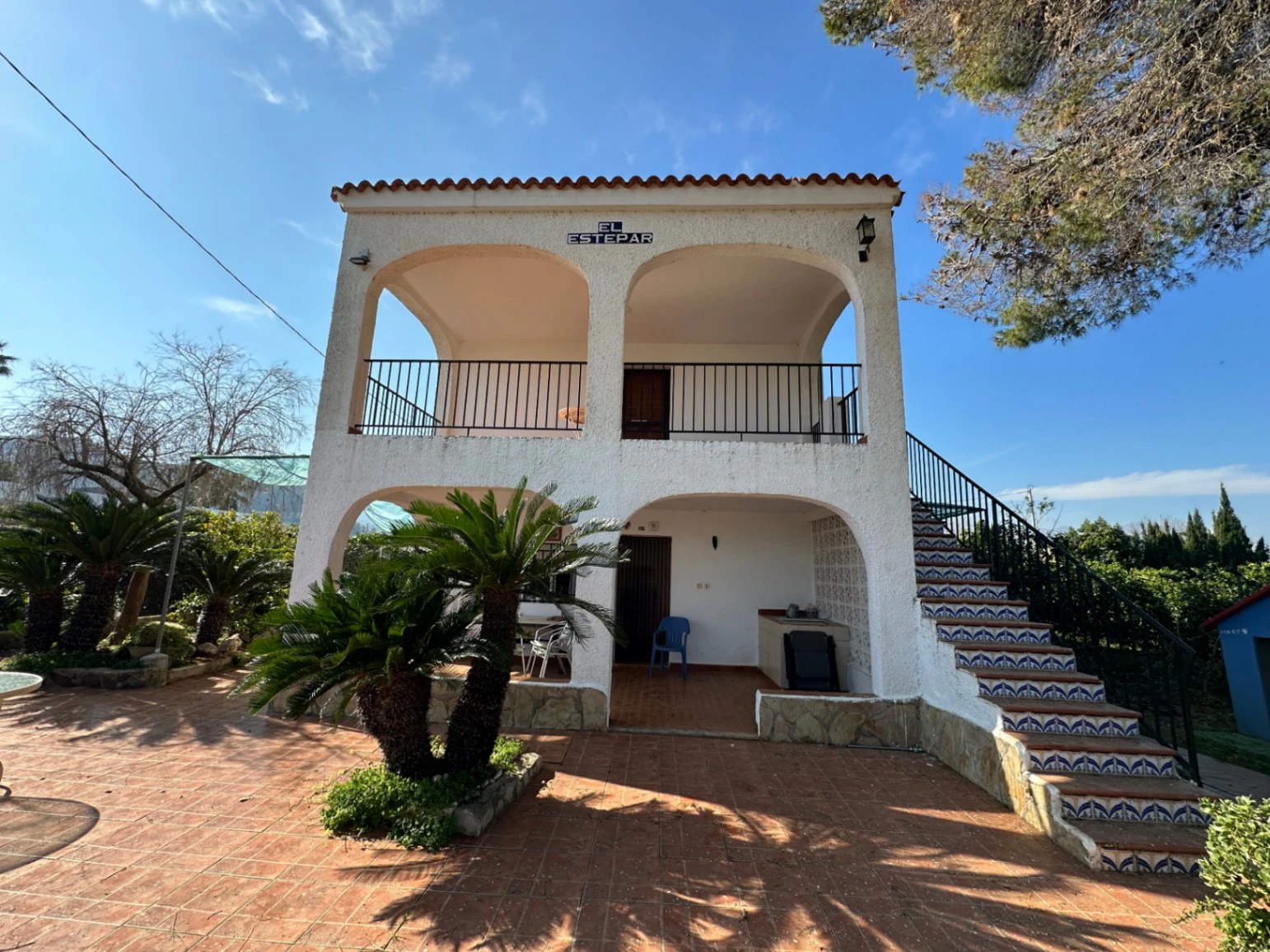 Casa de campo con 2 viviendas y vistas al mar en Pego