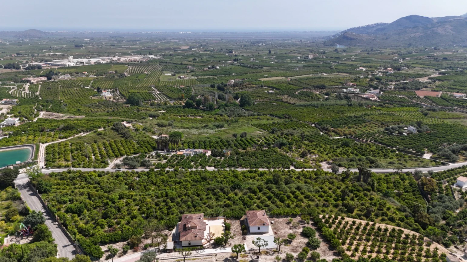 Terreno de 18.000 m2 con vistas al mar y cercano a Pego
