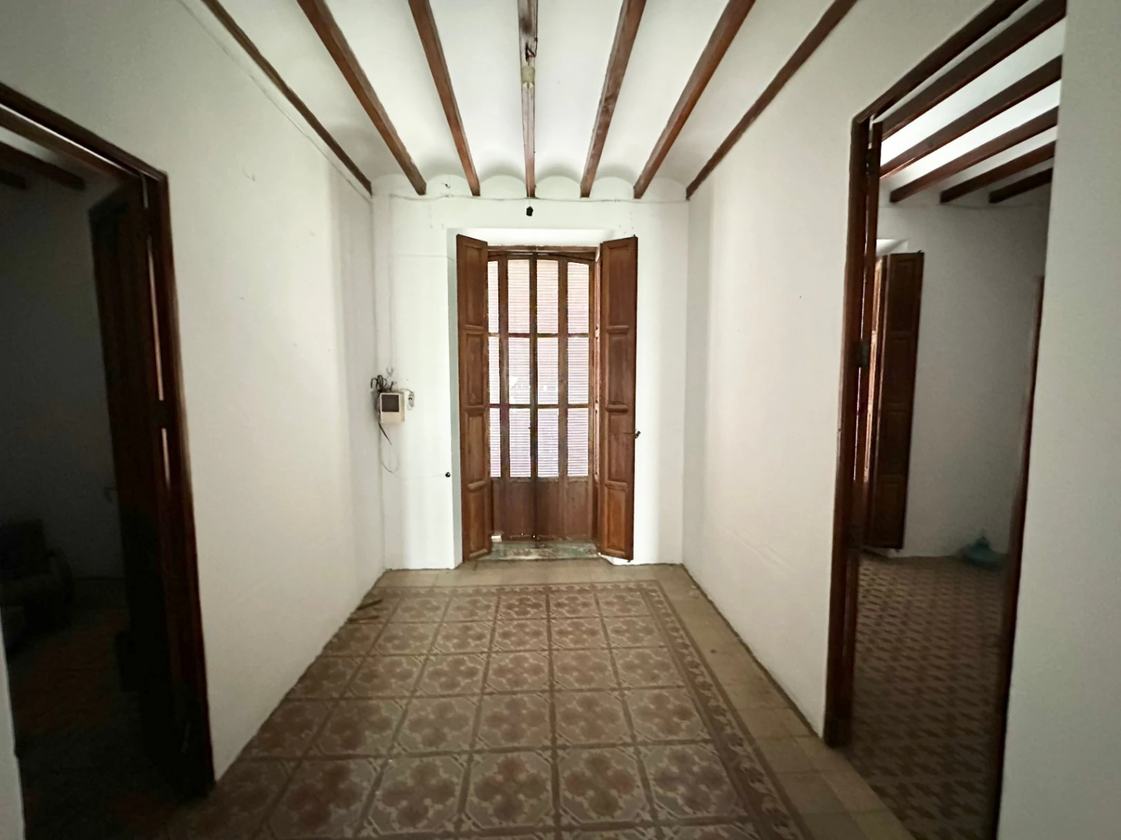 Casa de pueblo con más de 100 años de historia en el casco antiguo de Pego