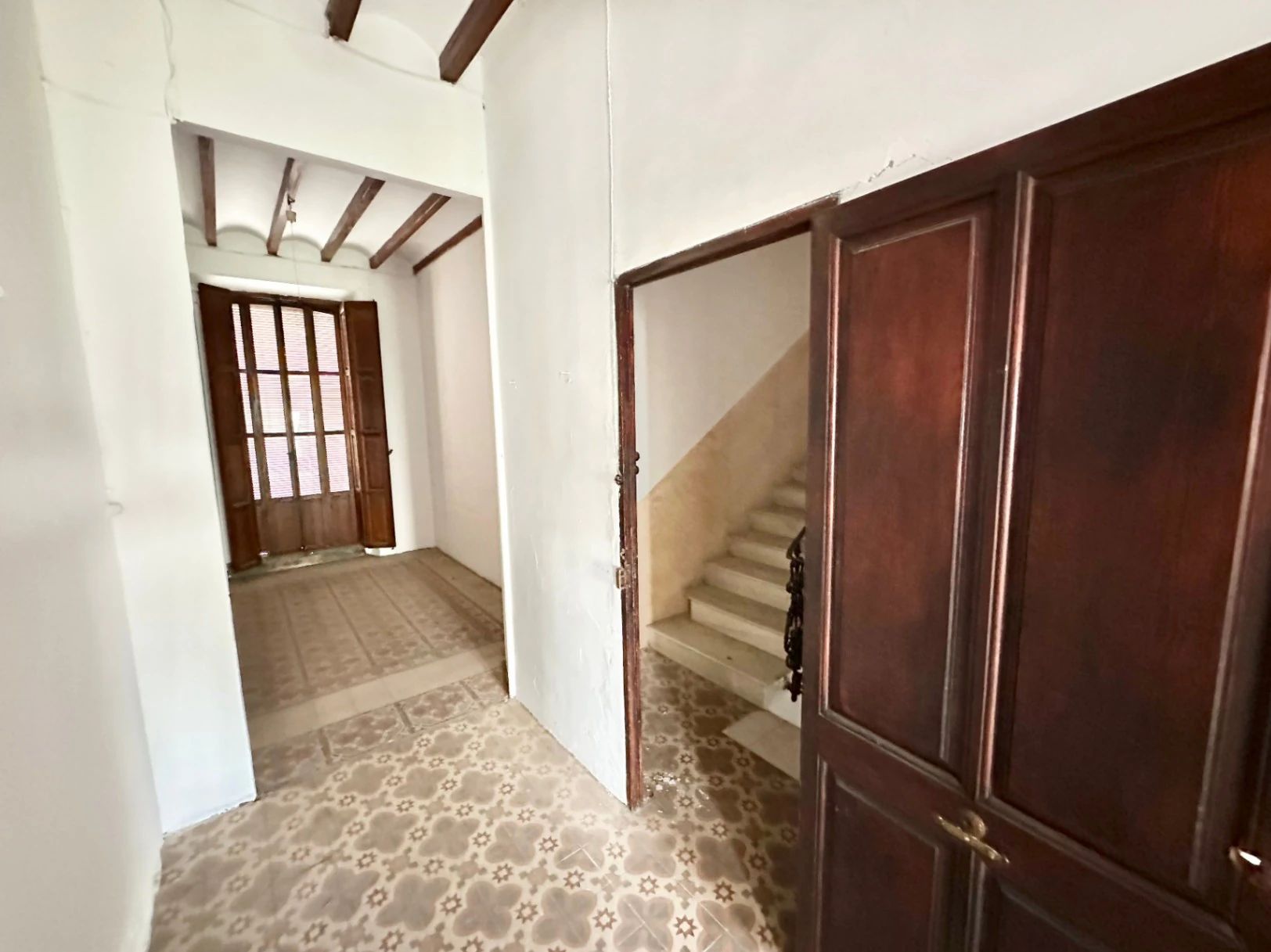 Casa de pueblo con más de 100 años de historia en el casco antiguo de Pego