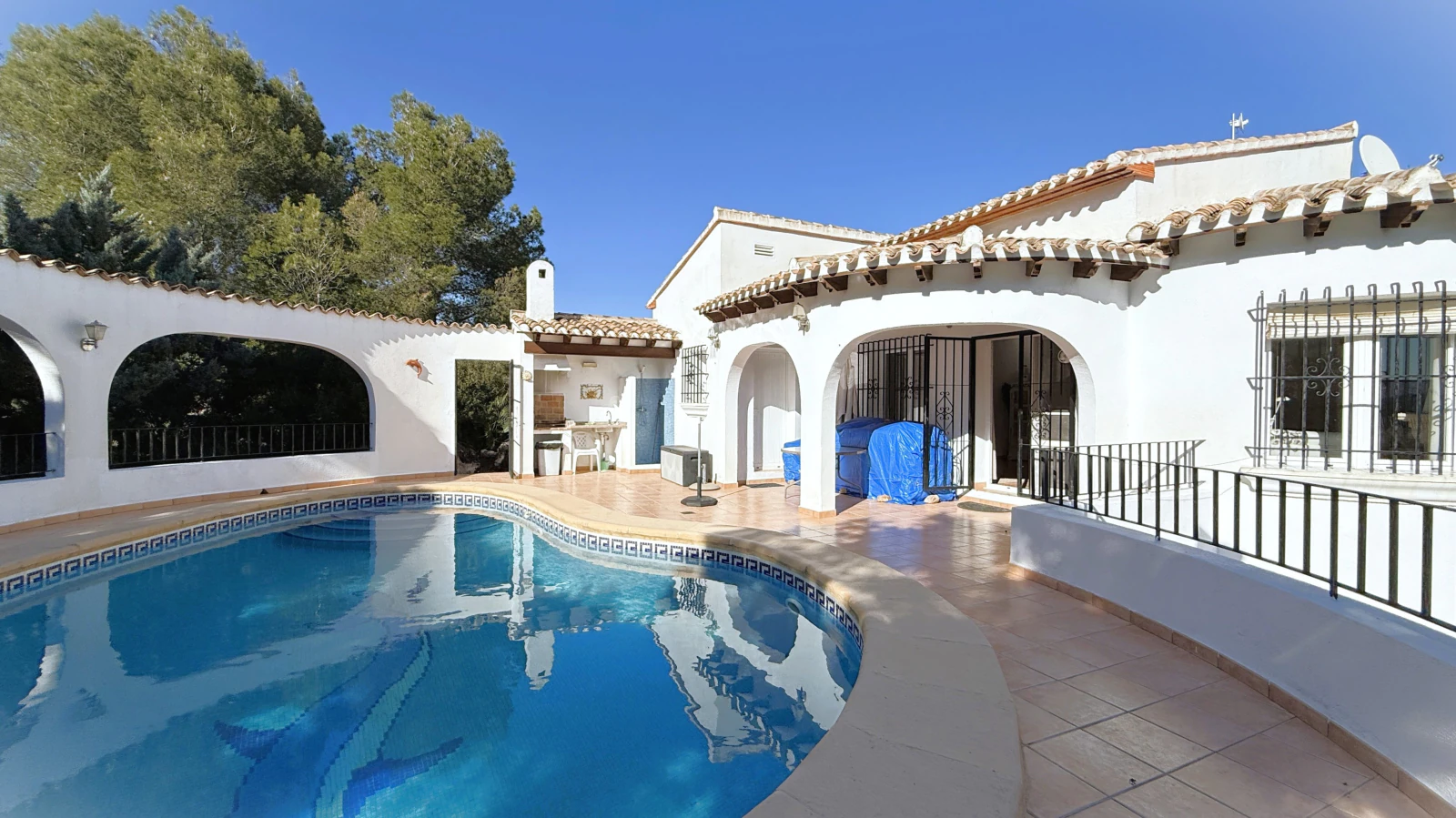 Single Storey Sunny House on Monte Pego with Pool and Terrace