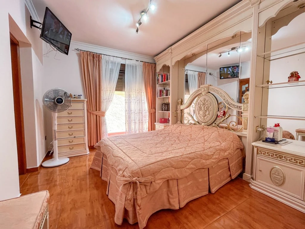 Terraced house in Denia