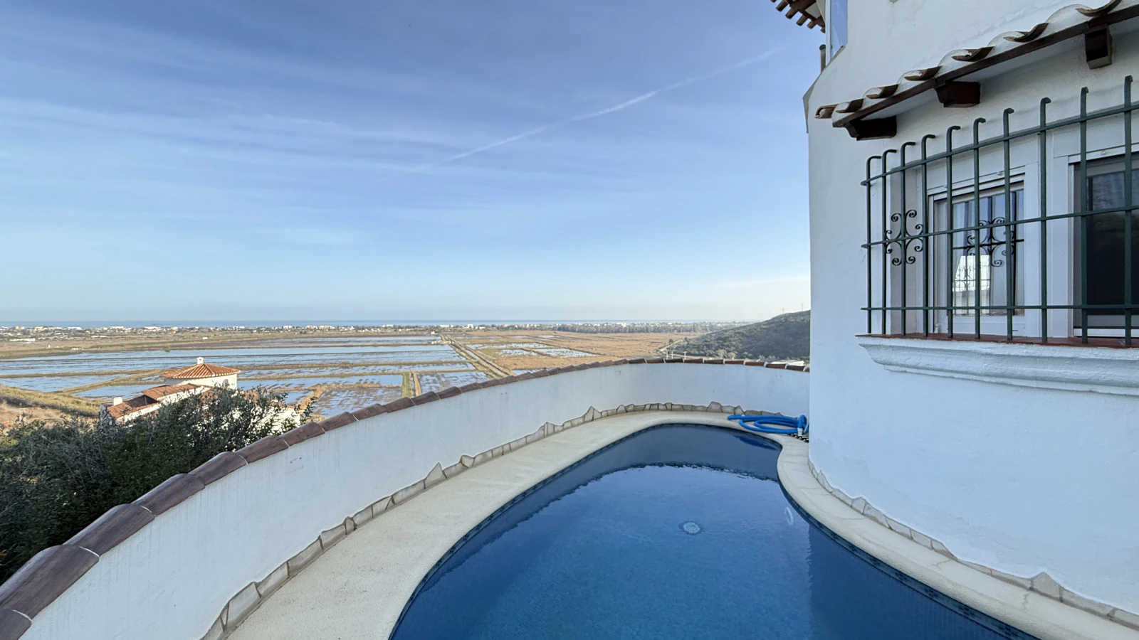 Villa de 3 chambres avec vue panoramique et piscine