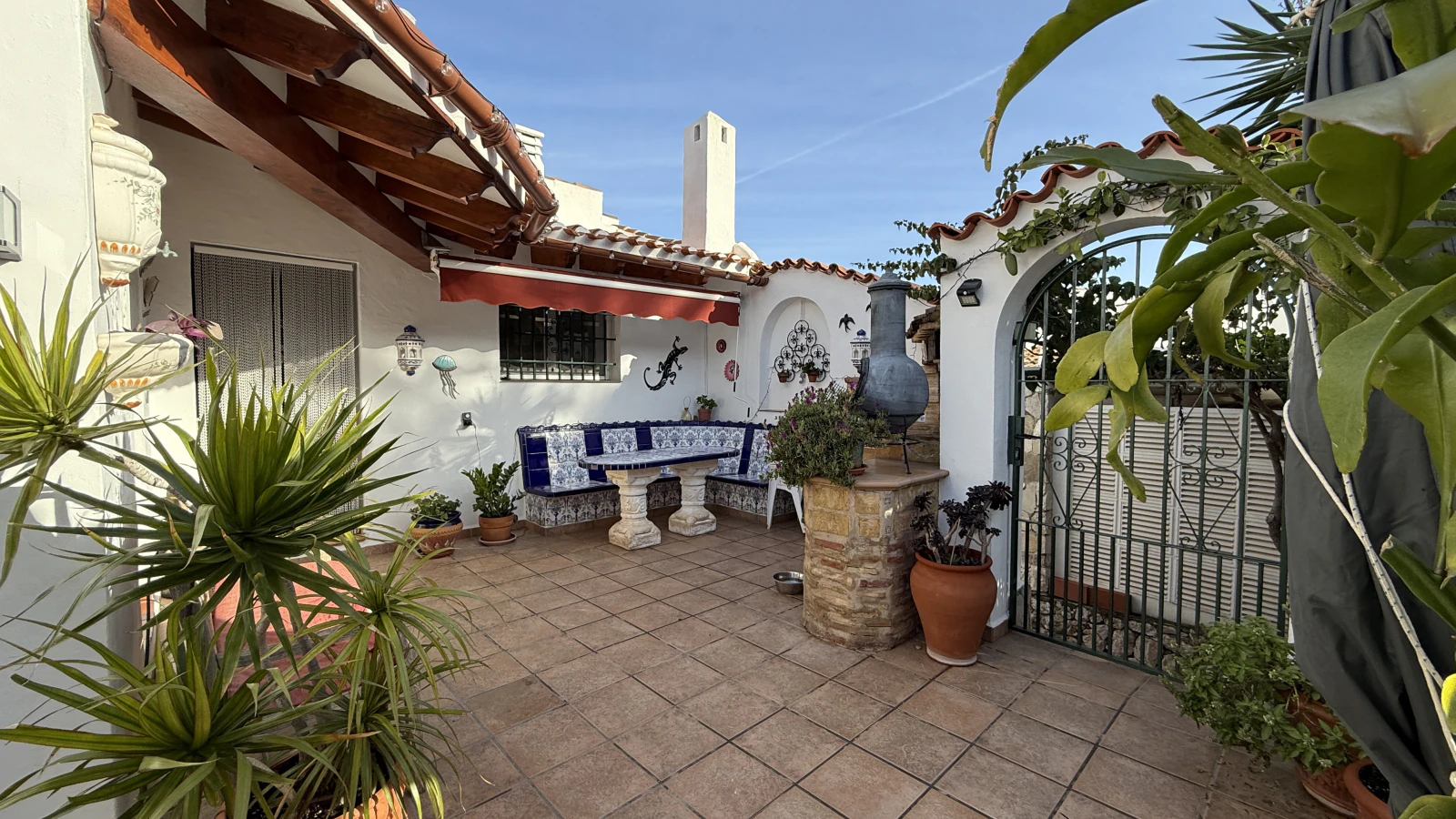 Villa de 3 chambres avec vue panoramique et piscine