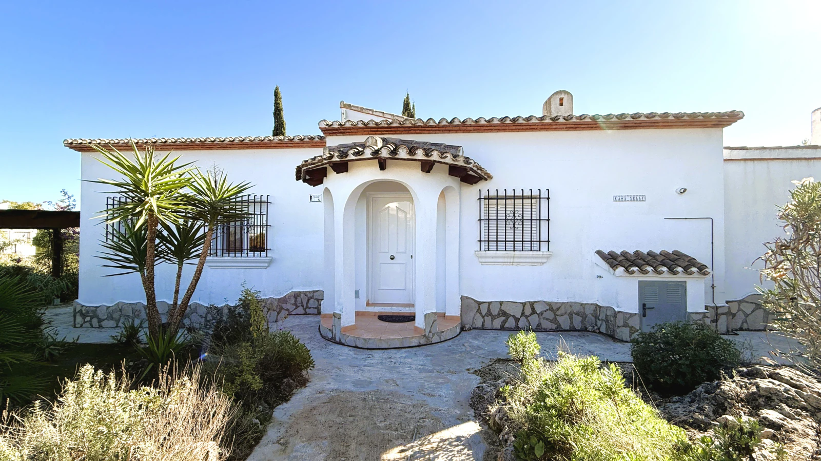 Single Storey Sunny House on Monte Pego with Pool and Terrace