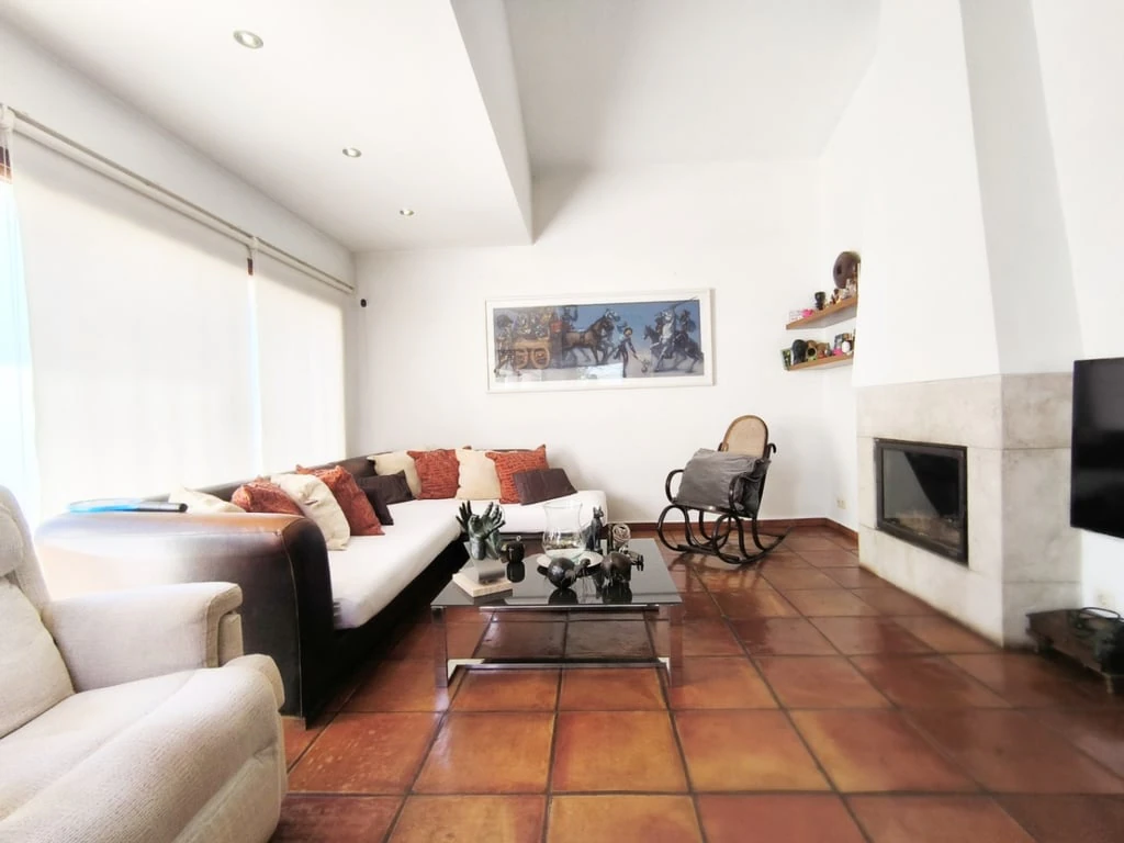 Terraced house for sale in Ondara
