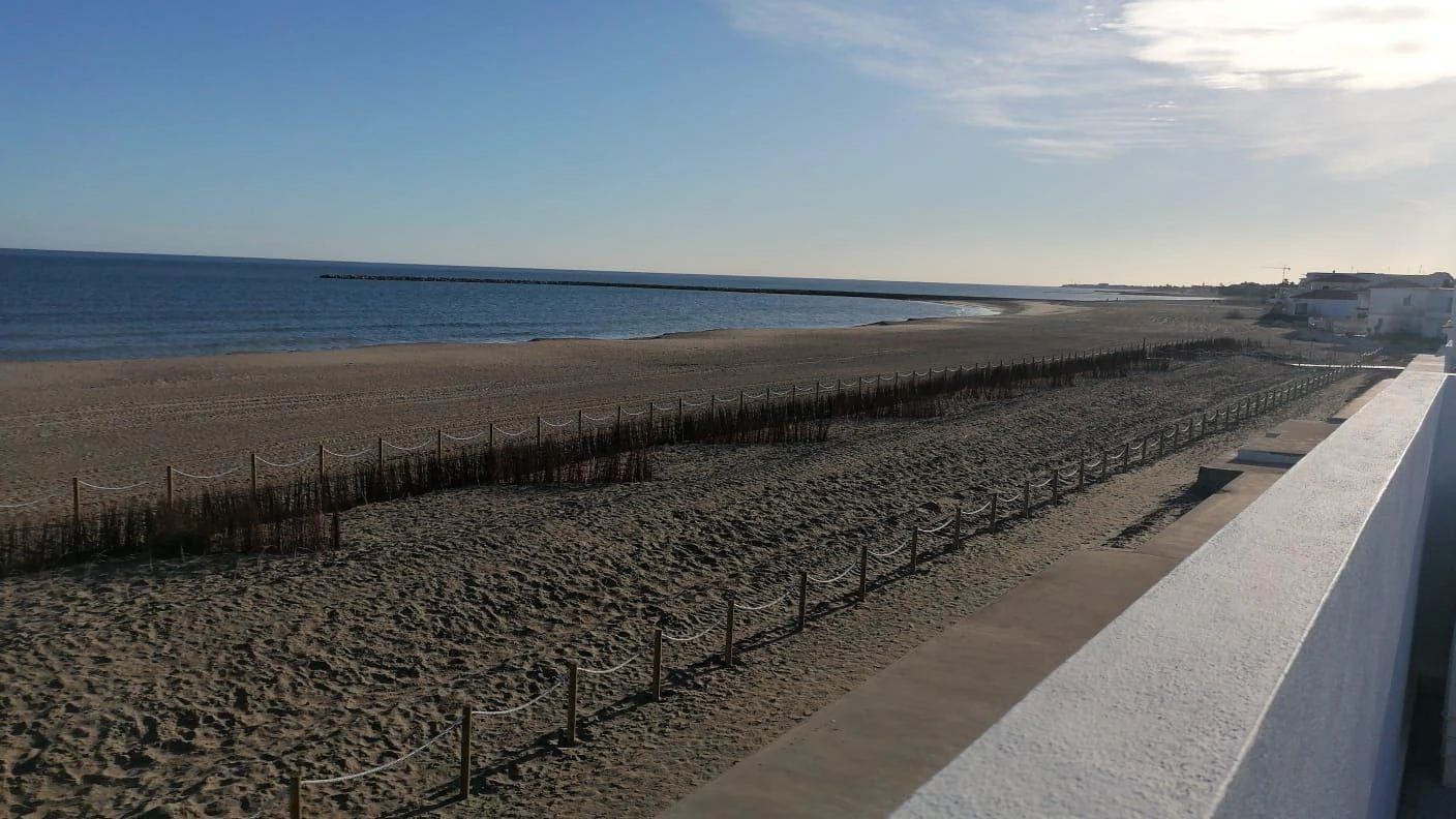 Chalet/adosado primera linea de playa a Denia