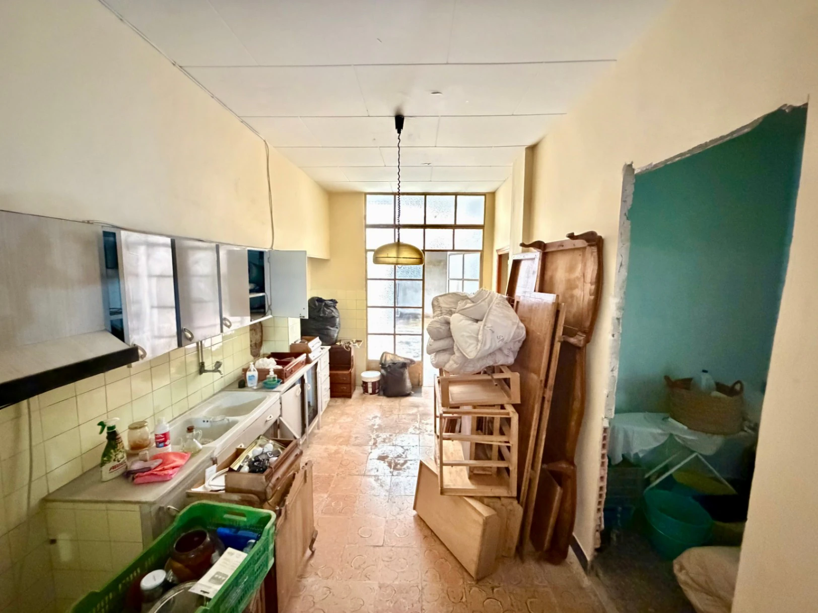 Maison de village avec un grand potentiel pour 3 logements et une terrasse panoramique.