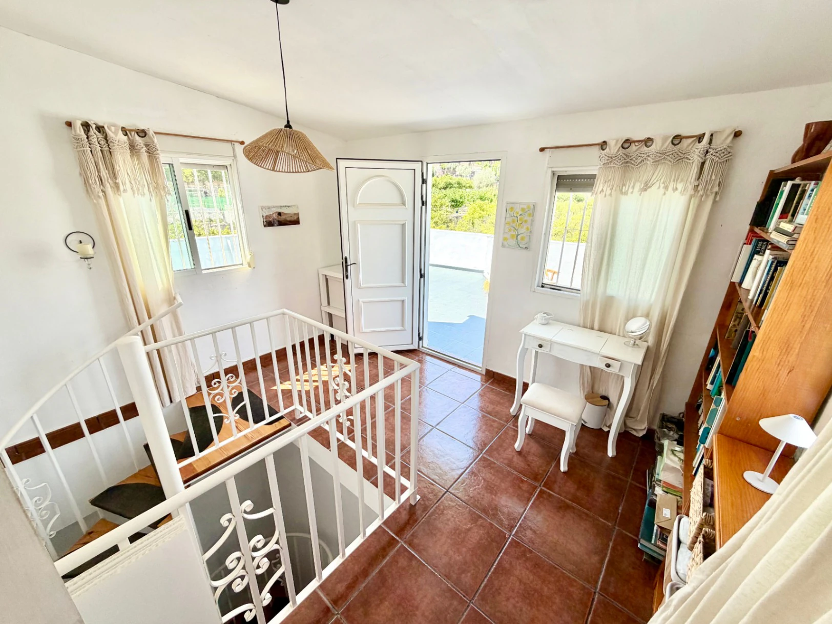 Exclusiva casa de campo en Pego: vistas 360° al mar y la montaña a un paso del pueblo