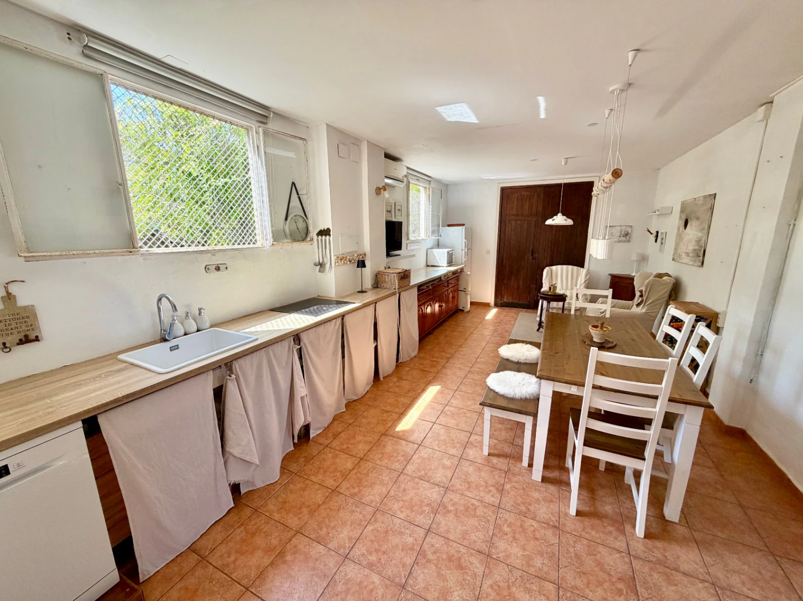 Maison de campagne exclusive à Pego : vues à 360° sur la mer et la montagne, à un pas du village.