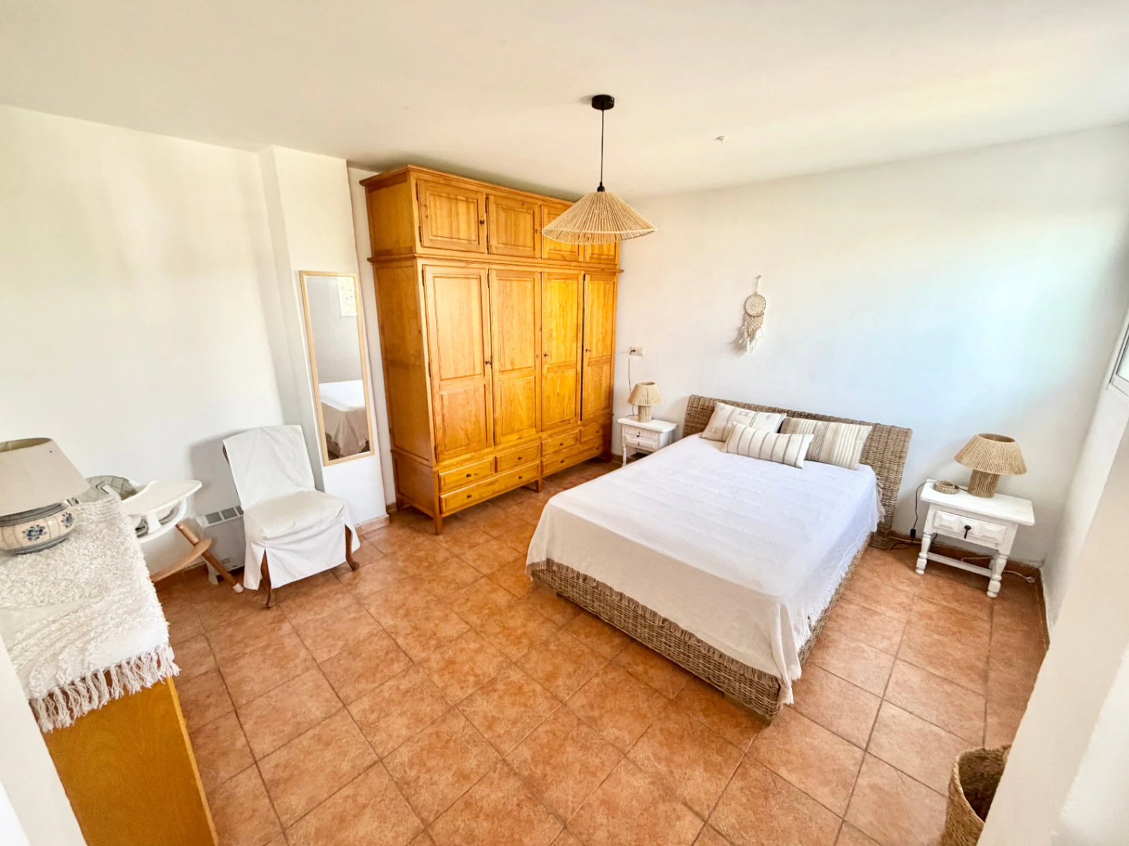 Exclusiva casa de campo en Pego: vistas 360° al mar y la montaña a un paso del pueblo