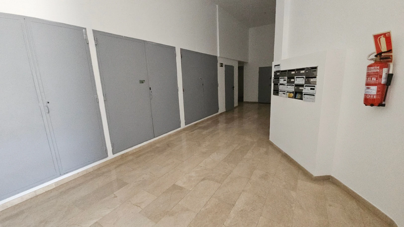 Piso en venta de 2 habitaciones en el centro de Pego, Alicante
