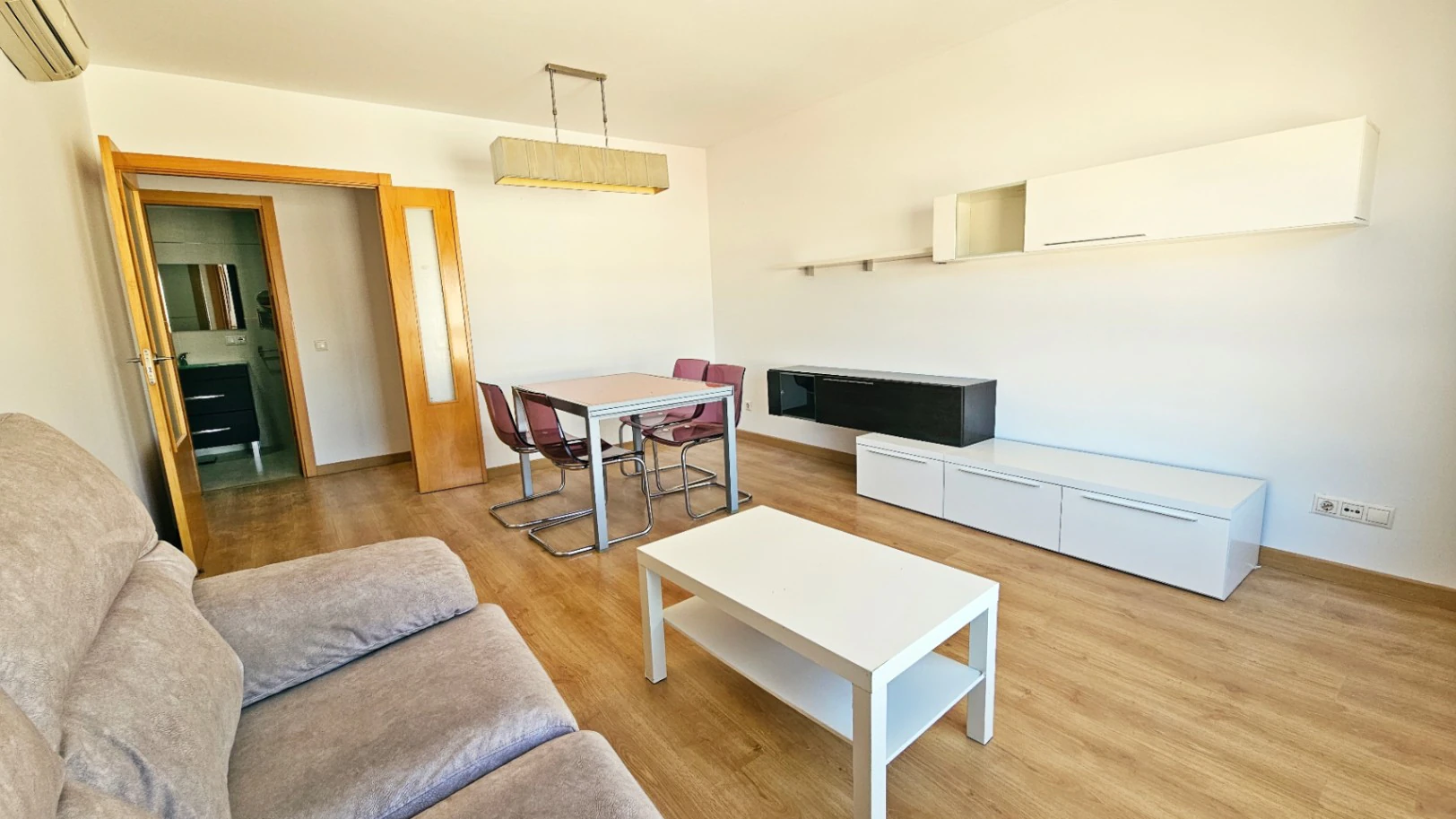 Piso en venta de 2 habitaciones en el centro de Pego, Alicante