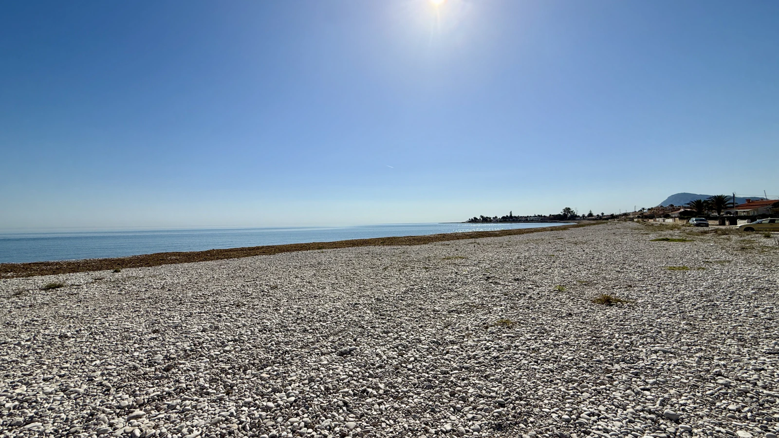 Reihenhaus mit Meerblick in zweiter Linie am Strand von Els Poblets