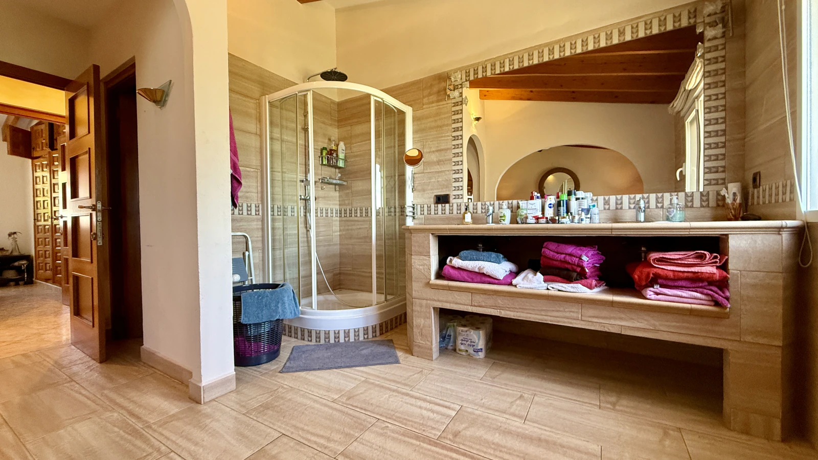 Exclusiva Villa con Piscina y Acabados de Alta Calidad en Monte Pego