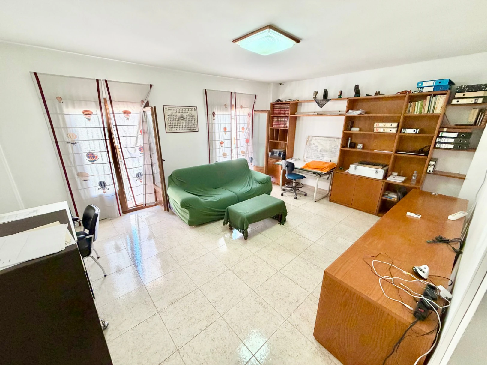 Casa de pueblo señorial en el centro de Pego: Espacio, privacidad y un oasis exclusivo