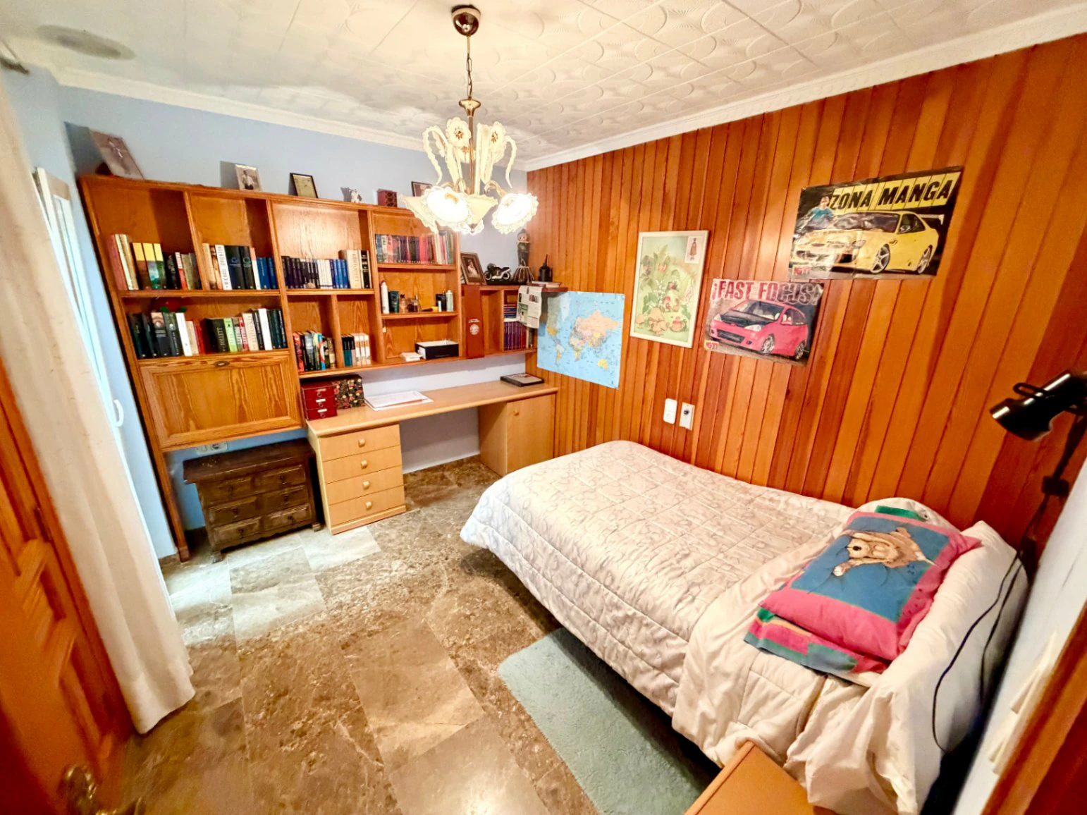 Casa de pueblo señorial en el centro de Pego: Espacio, privacidad y un oasis exclusivo